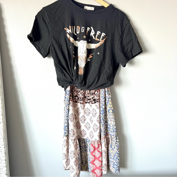 Altar’d State Tee - Picture 1 of 4